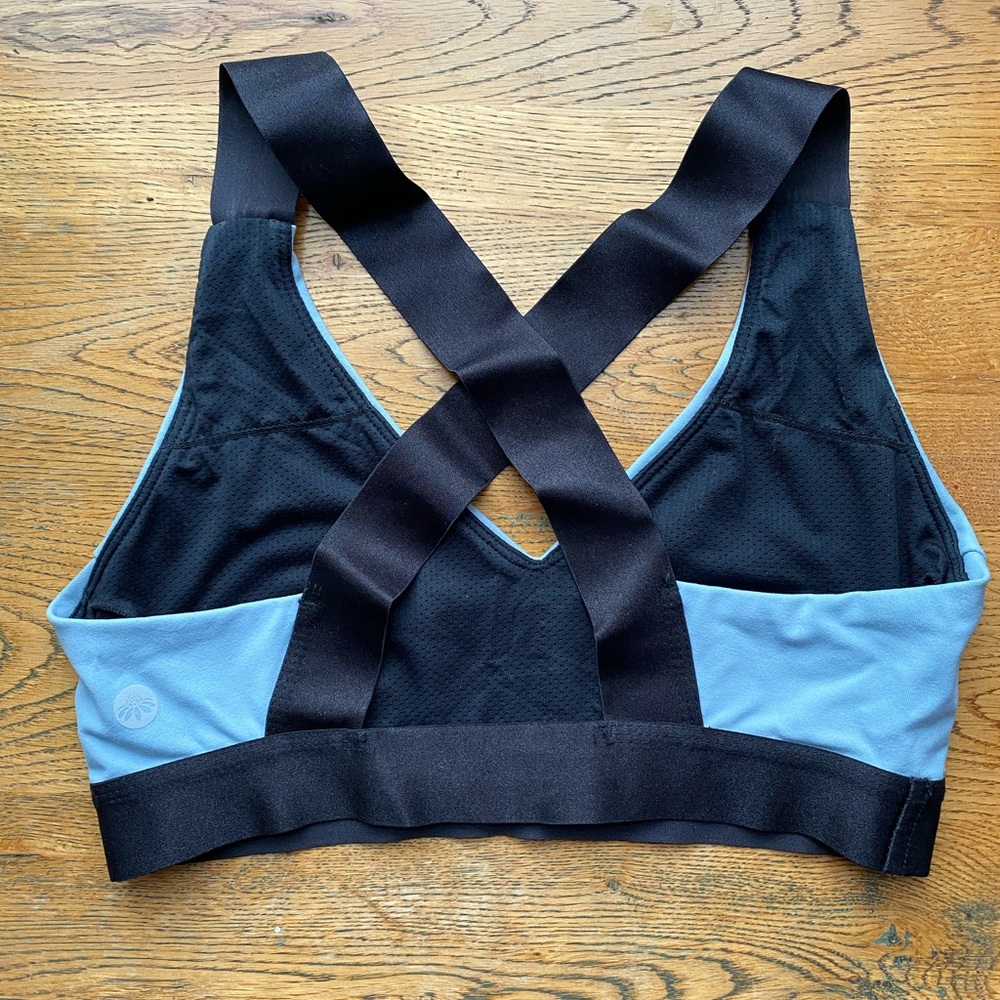 Senita Athletics Sports Flex Bra Steel Blue S Light Blue Gray with Black Cross - Picture 2 of 7